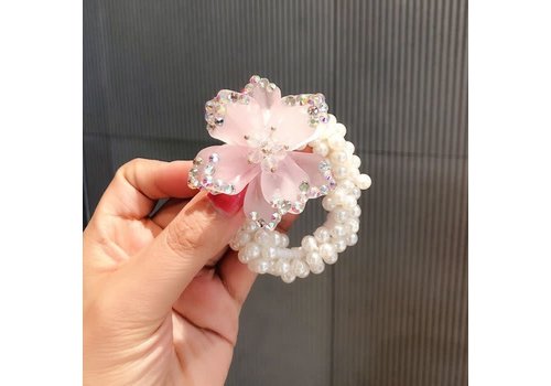 Peach Accessories HA182 Pearl Scrunchie with Pink Flower