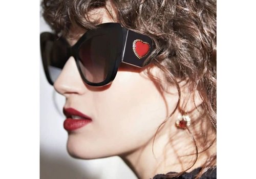 Peach Accessories 95521 Love heart Sunglasses in Black