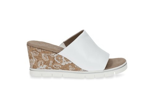 Caprice Caprice 27208 White slip-on Mules