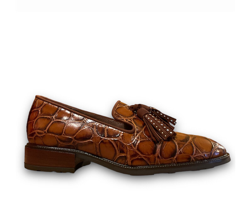 Wonders B-7220 Tan Croc Loafer w/Tassel