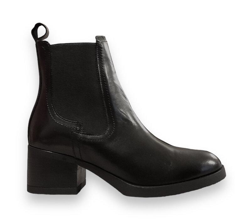 Wonders G-6224 Black Chelsea Boots