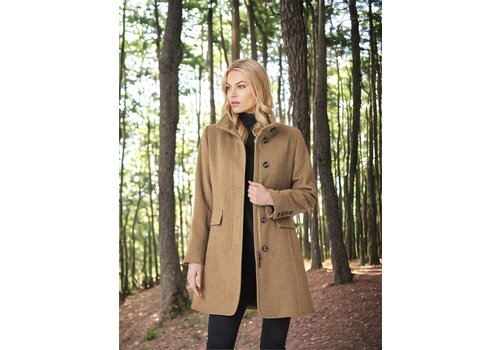 Junge Junge CHANEL Wool mix Pea Coat in Camel