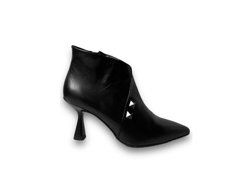 Marian Marian 13804 Black Leather 3’ Heel Bootie