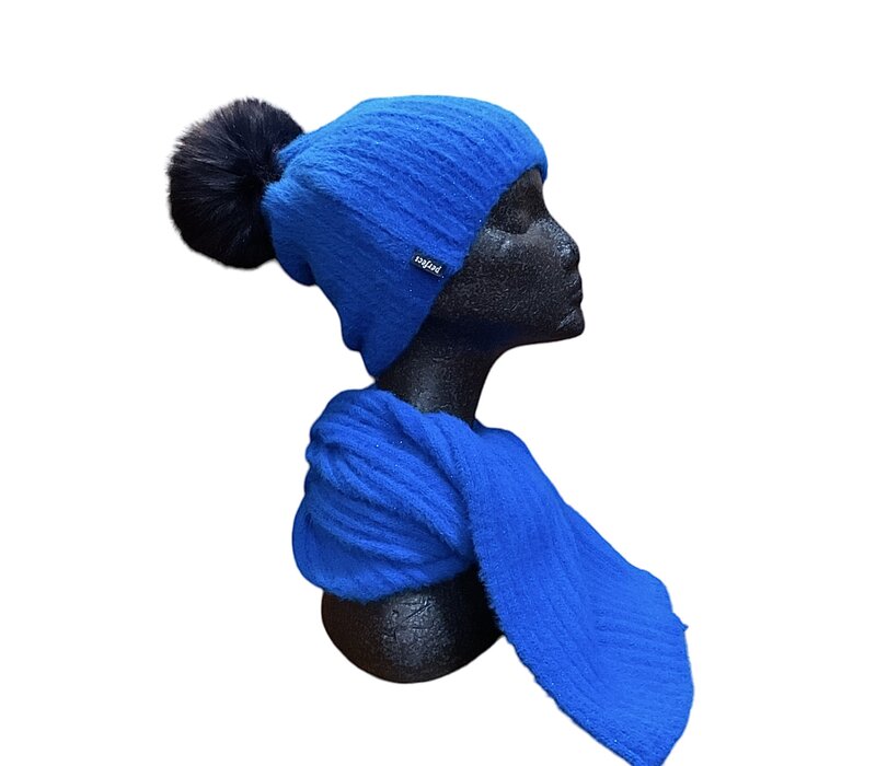 Cosy Hat & Scarf Set in Royal Blue