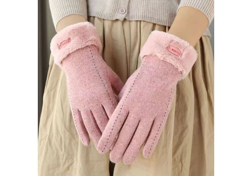 Peach Accessories HA292 Cosy lined Faux fur cuff gloves in Pink