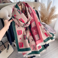 WS020 Letter H wool scarf in Fuchsia/Green