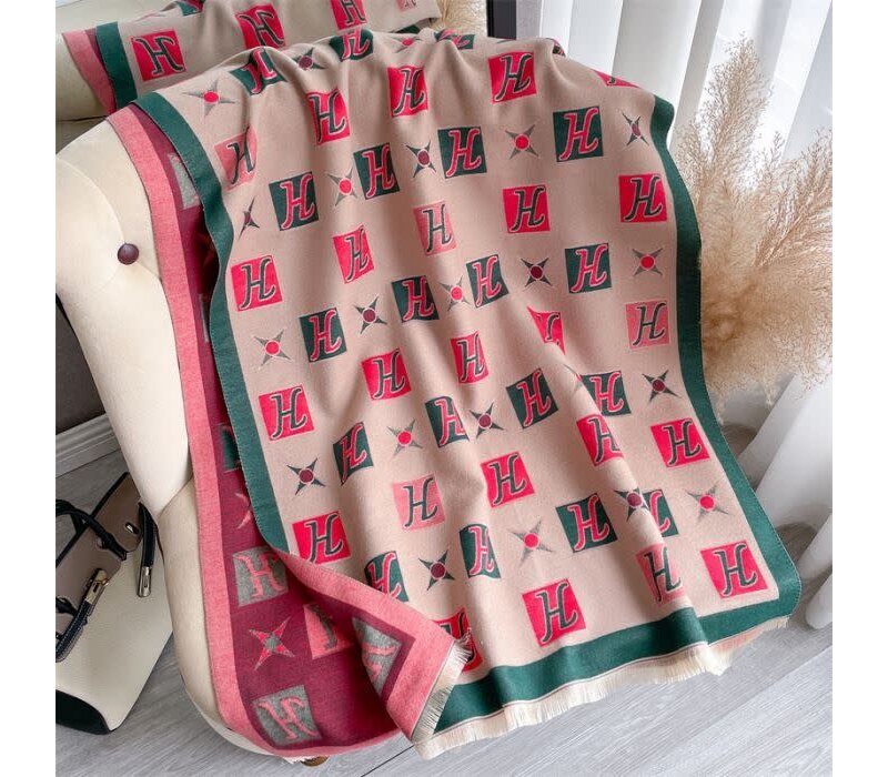 WS020 Letter H wool scarf in Fuchsia/Green