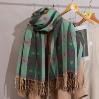 WS019 love heart pattern two tone wool scarf in Green