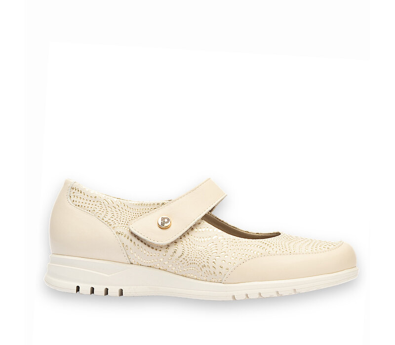 Pitillos 2823 Cream low heel Shoe