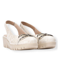 Wonders C-33331 Cream Croc Sling Backs