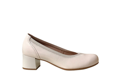 Pitillos Pitillos 10462 Cream Patent Block Heel