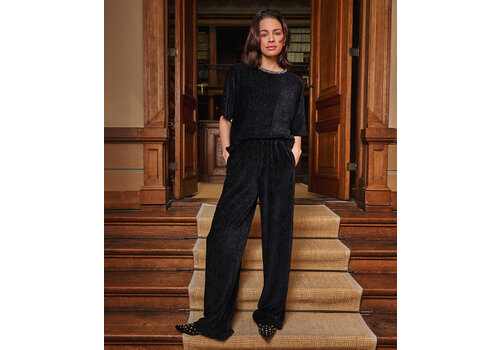 EsQualo A/W Esqualo 30716 Black Velour Plisse Top