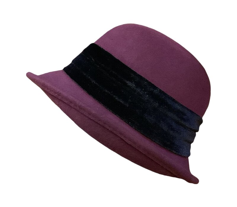 Seeberger 019877 Wine Woolfelt Cloche Velvet Trim