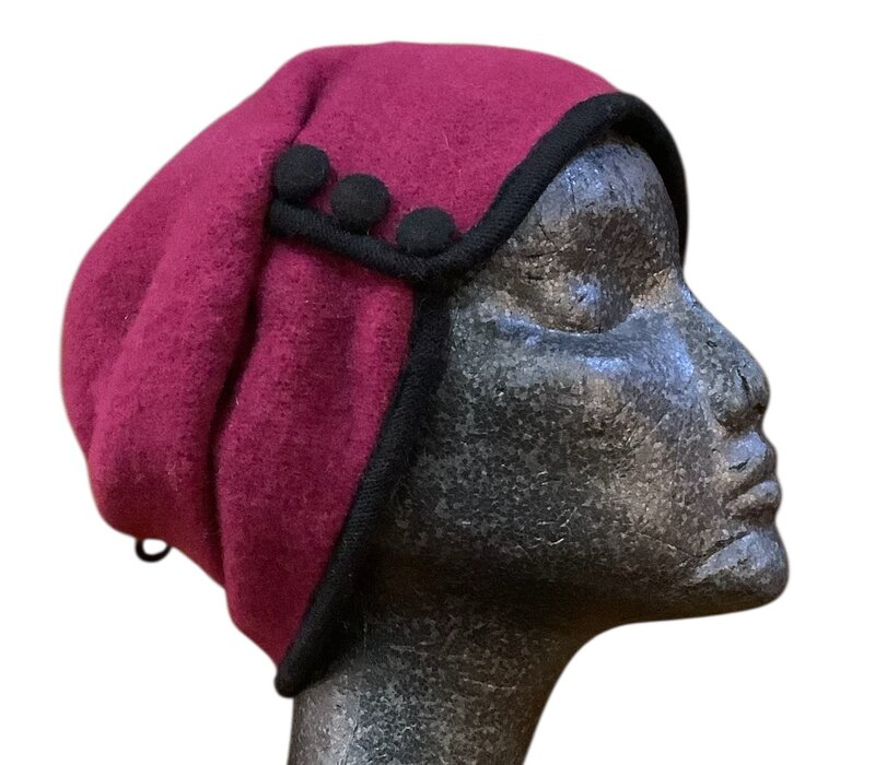 Seeberger 019838 Grape Boiled Wool w/Buttons