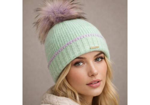Seeberger Seeberger 019575 Green turn up with Fur Pom Pom