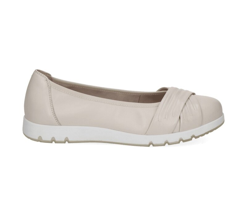 Caprice 22118 Off-White Leather Pumps
