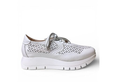 Jose Saenz Jose Saenz 2314 White Laced Sneakers