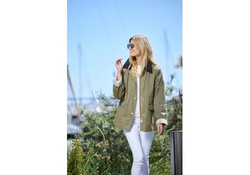 Junge Junge NATASJA Olive Wax Coated Coat