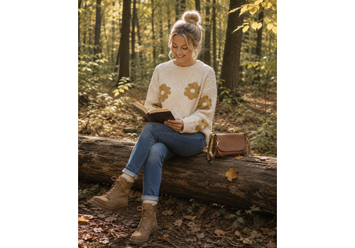 MD’M MD’M 3.50.210.18 Beige Daisy Sweater