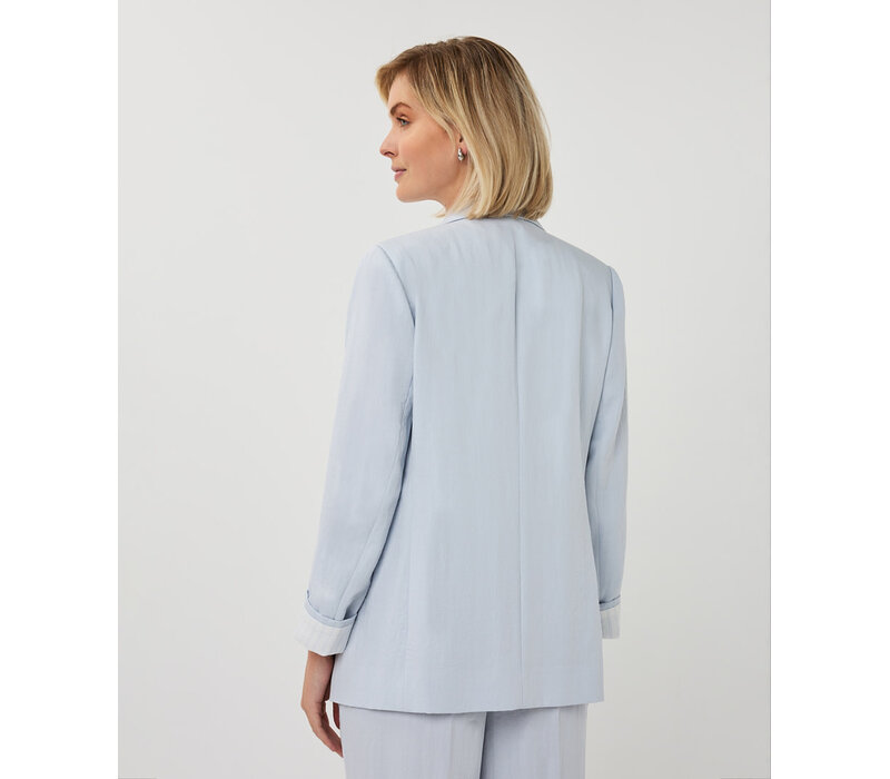 EsQualo 10037 Pale Blue Fine Crinkle Blazer