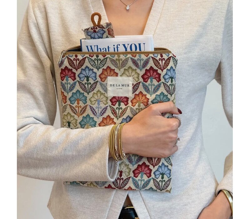 DE LA MUR 897 Fabric Bookcover & Bookmark