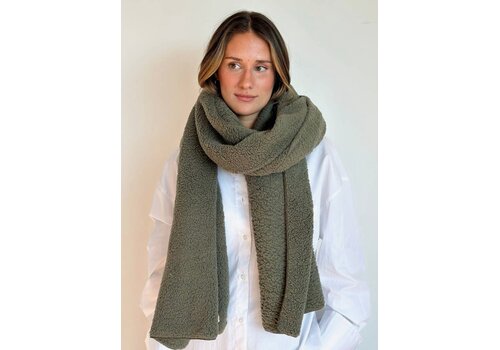 DE LA MUR DE LA MUR “BARIDI” Olive Polar Fleece Scarf