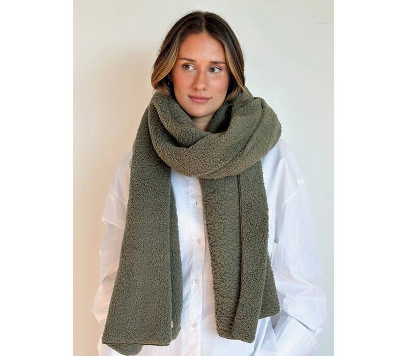 DE LA MUR “BARIDI” Olive Polar Fleece Scarf