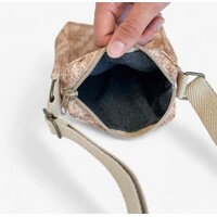 DE LA MUR “PM2FATI” X-Body Phone Bag