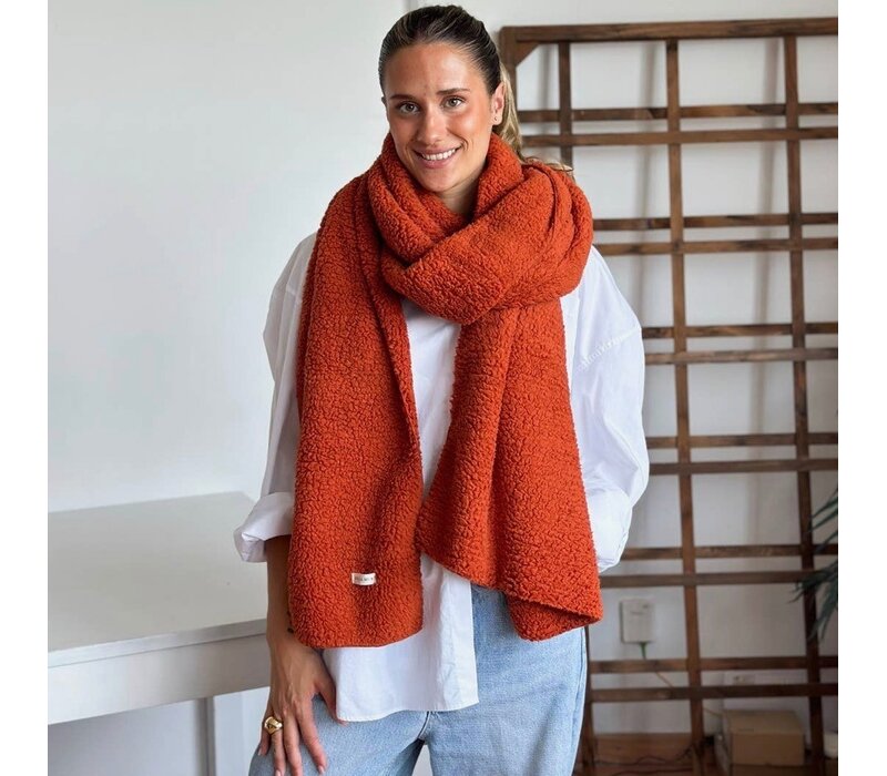 DE LA MUR “PINGU” Orange Polar Fleece Scarf