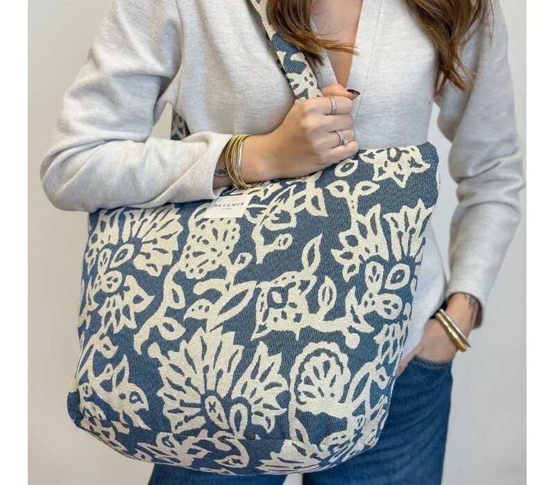 DE LA MUR “AKAY” Large Zipper Bag