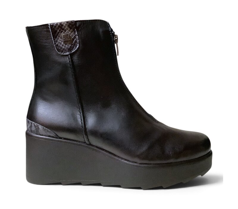 Jose Saenz 6432 Black Front Zip Wedge Boot