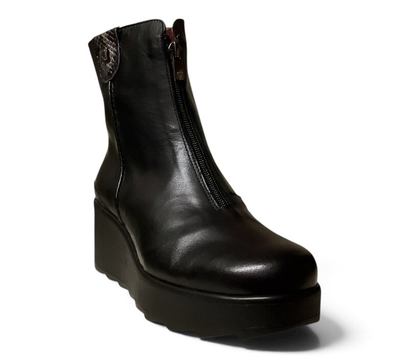 Jose Saenz 6432 Black Front Zip Wedge Boot