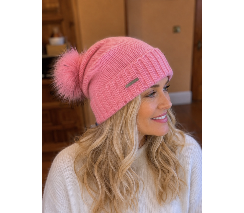 Seeberger 16207 Cashmere Turn-up w/Fur Pom