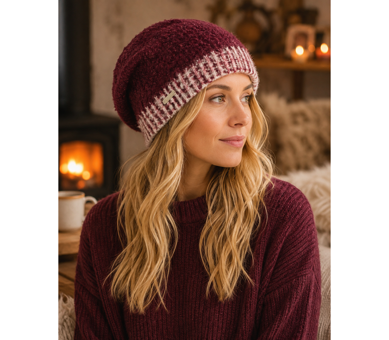 Seeberger 19946 Wine Bouclé Yarn Headsock