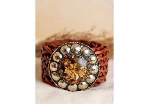 LULA Natura LULA Satu Tan  Leather Belt Buckle Detail