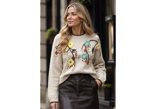 MD’M MD’M 55021001 Embroidery Flower Sweater