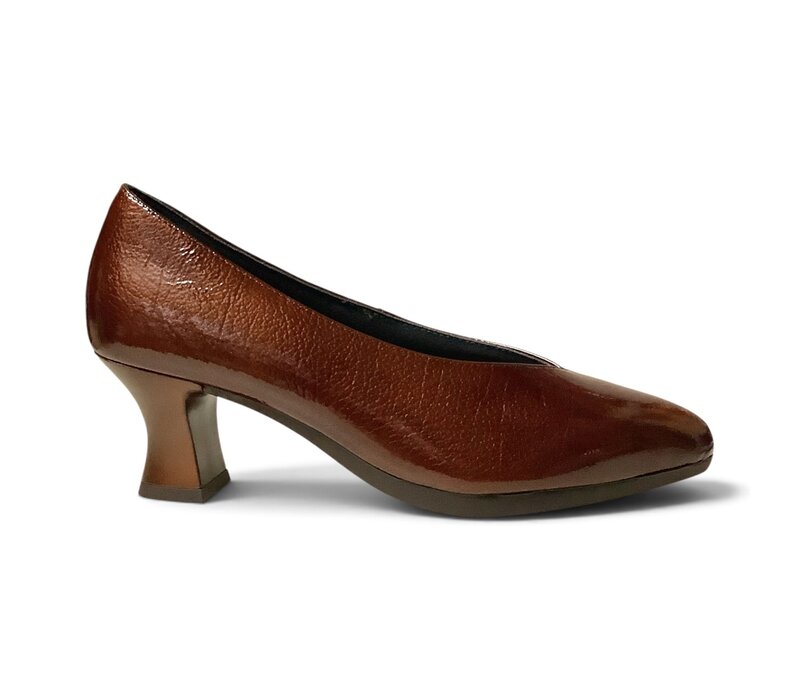 Pitillos 11681 Cognac Patent Leather