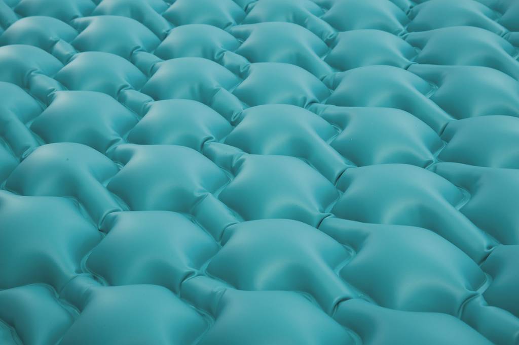 intex giant float