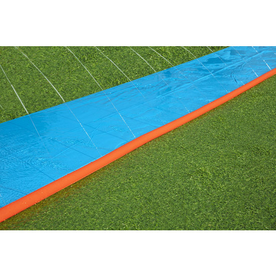 Bestway waterglijbaan met sproeier