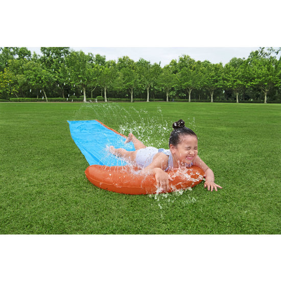 Bestway waterglijbaan met sproeier