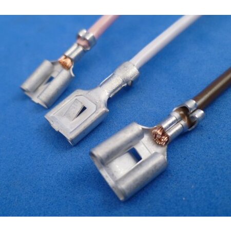 BH033 H4 lampstekker recht