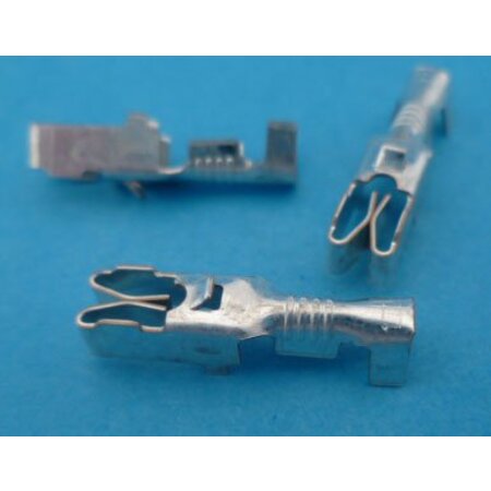 3-7900 zekering kontakt