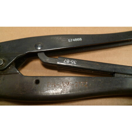 AMP krimptang 574868 gebruikt