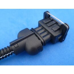 Connector-slang adapter