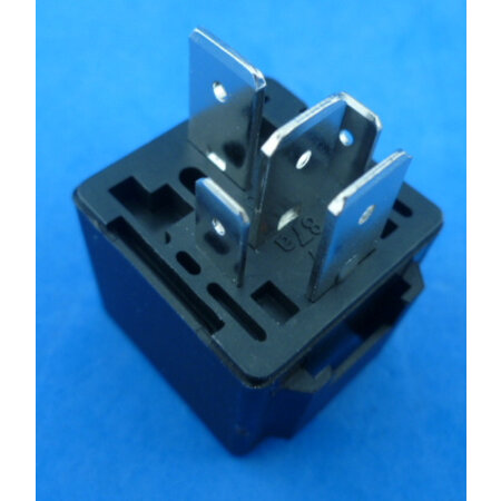 RELH55 relaisvoet 3 x 9,5 mm