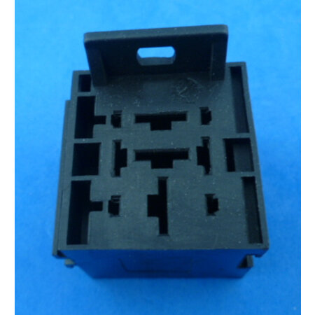 RELH55 relaisvoet 3 x 9,5 mm