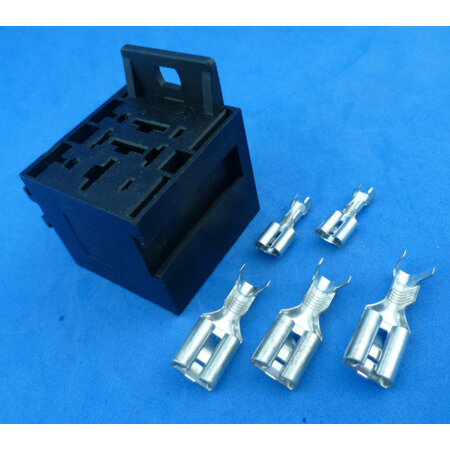 RELH55 relaisvoet 3 x 9,5 mm