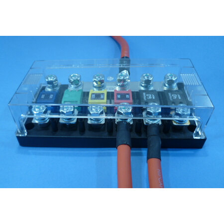 FHA-MEGA-6  zekeringkast 6 voudig