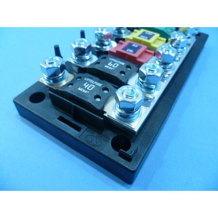 FHA-MEGA-6  zekeringkast 6 voudig