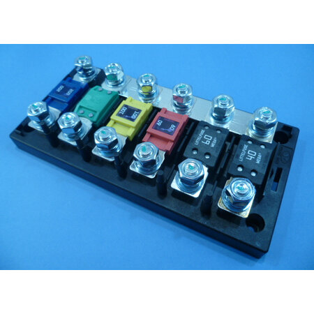 FHA-MEGA-6  zekeringkast 6 voudig